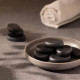 Navaris Hot Stone Massage - Σετ με 18 Θερμαινόμενους Λίθους για Μασάζ με Ξύλινο Κουτί Αποθήκευσης - Medium - Large - 58851.01