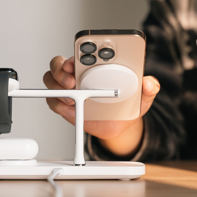Ringke 3in1 QI2 Ασύρματος Μαγνητικός Φορτιστής MagSafe 15W - White Ringke 3in1 QI2 Ασύρματος Μαγνητικός Φορτιστής MagSafe 15W - White